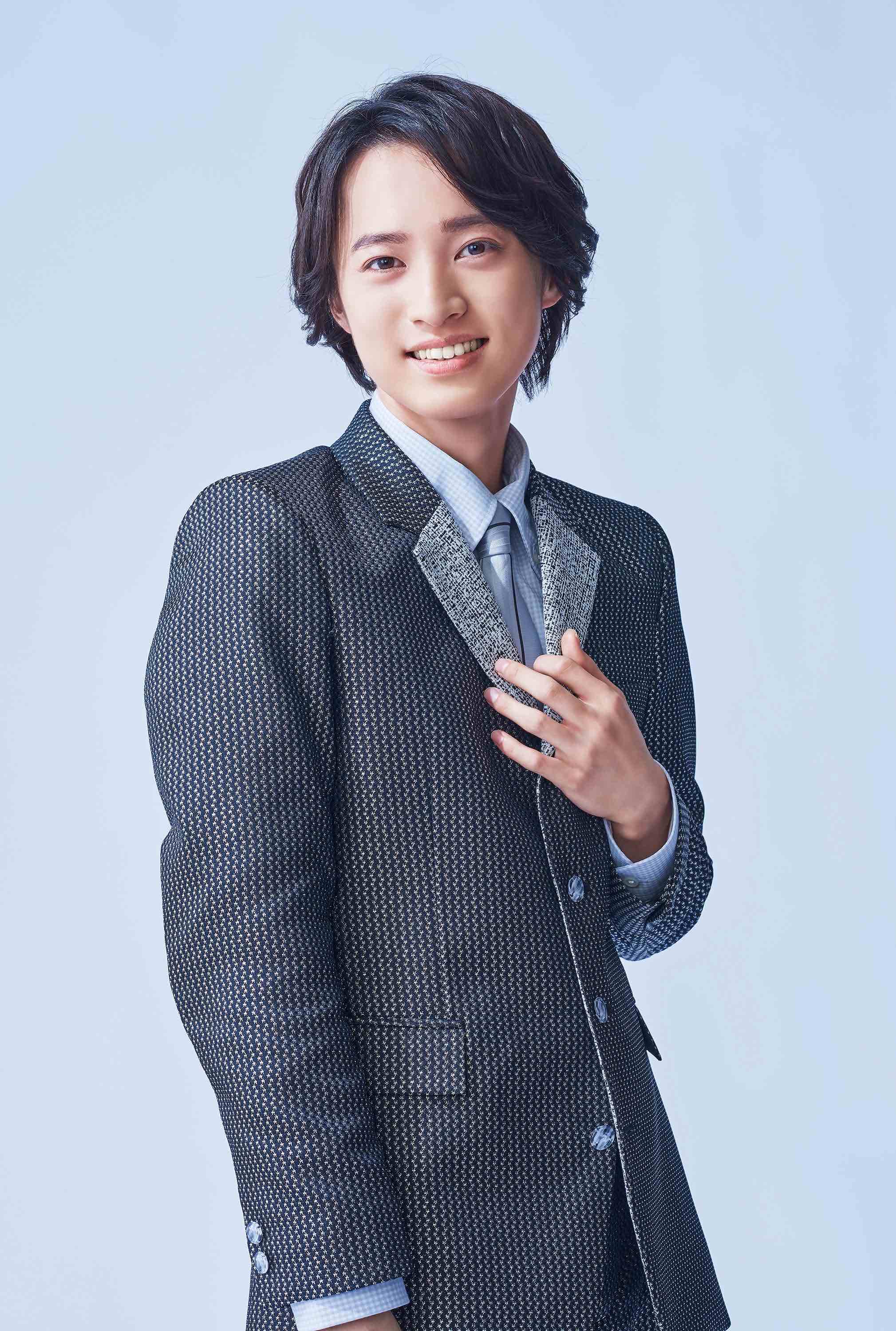 青山 新 新曲「女のはじまり」歌詞検索サイト注目度ランキング1位獲得!