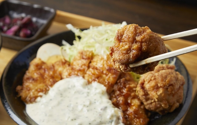 揚げたて、肉汁ジュワ～の「唐揚げ」人気店が コロナ禍に負けずFC展開で拡大路線　 お店を増やし、「みんなをハッピーに！」