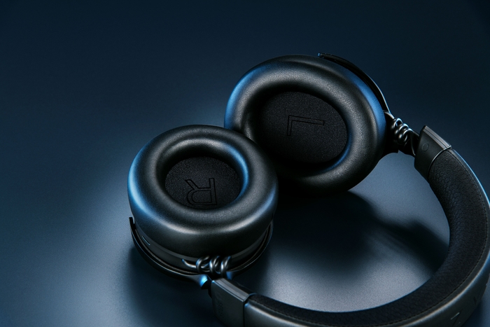 Razer Kraken V4 Pro - Razer Sense HD ハプティクス