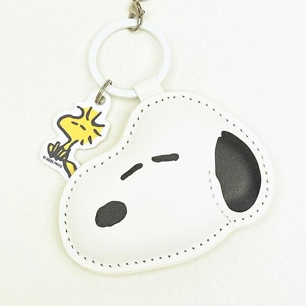 スヌーピーのインパクト抜群なキーホルダー