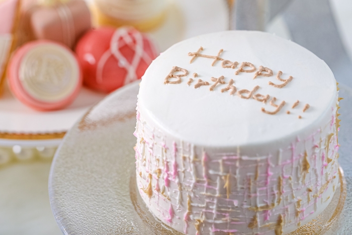 ▲7色の推しカラーから選べるツイードモチーフのセルインケーキ(オプション)