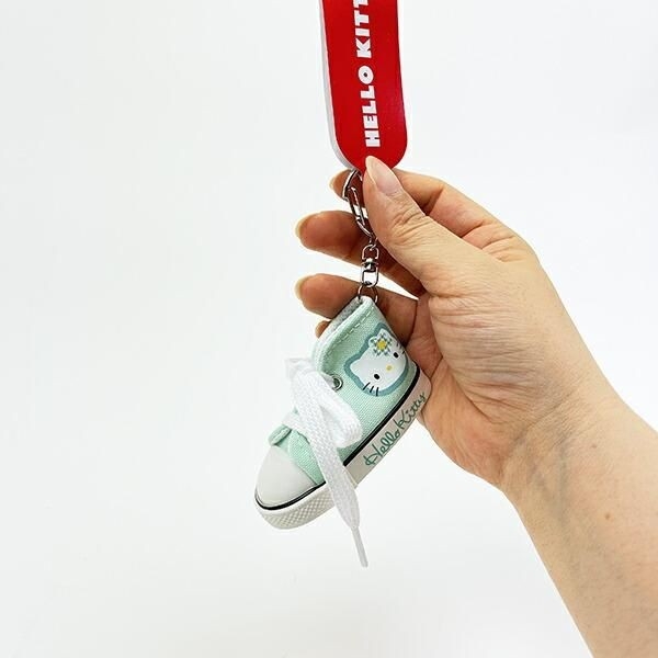 ハローキティ―のスニーカーキーリング