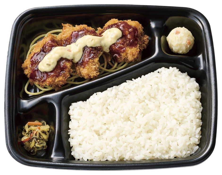 濃厚ソースとタルタルで味わう！　3コ入りとりかつタル弁当　565円～(税込610円～)