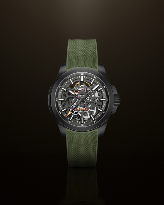 Independence Skeleton 40mm DLC-1