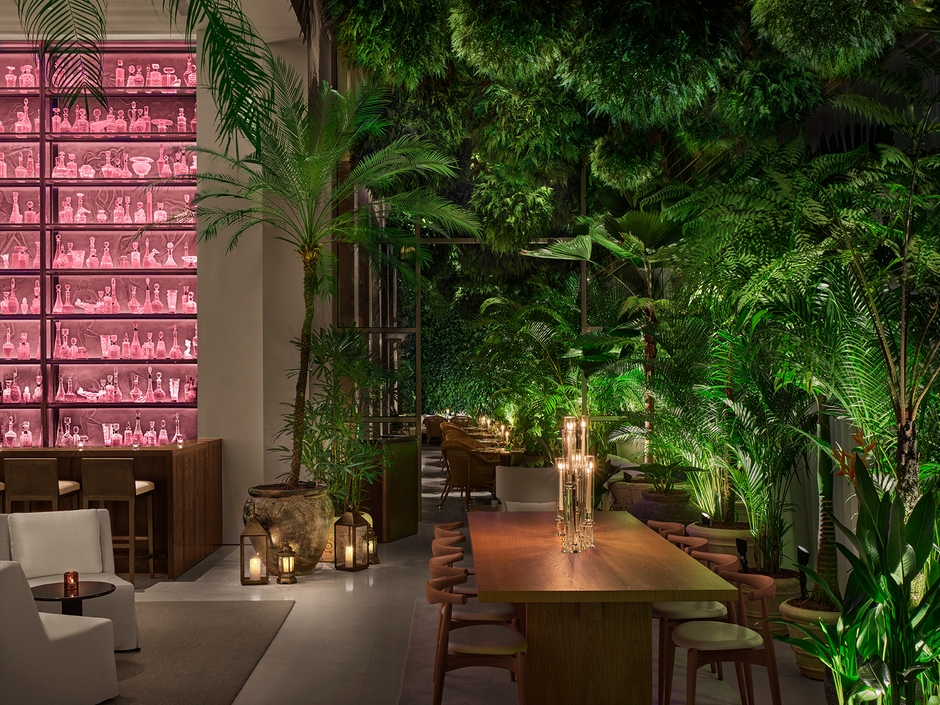 Lobby Bar - コンサバトリーエリア