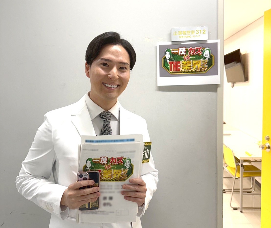 医療法人財団 興学会 歯科医師・日本スウェーデン歯科学会 理事・審美ルミネアーズ認定専門医の小野宇宙先生