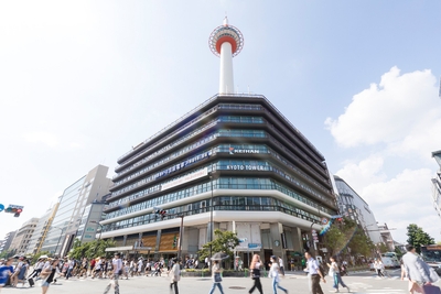 京都駅すぐの「京都タワーサンド」から文化を発信していきます