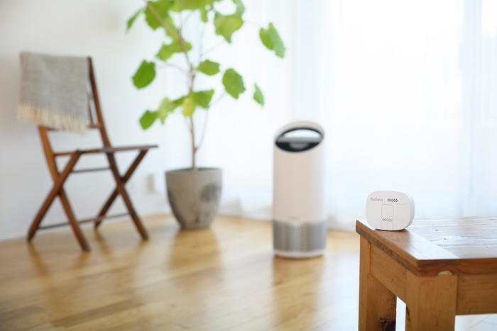 本体と離れた場所の空気の汚れを測定するユニークな機能センサーポッド