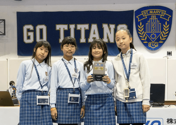 「VEX Robotics World Championship」に日本代表として出場するDamBareメンバー