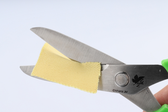 初号機モデル アラミド繊維切り