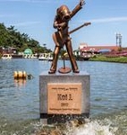 現代美術二等兵《KoiのRock n Roller》 2017年 六甲山カンツリーハウス