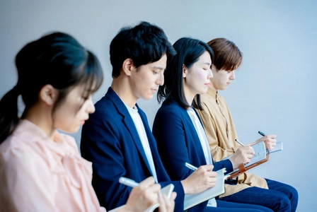オワハラとは？企業・エージェントによる手口と違法性・断り方を弁護士が解説