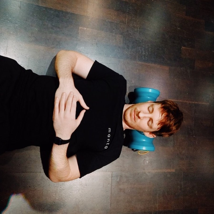 緊張性頭痛や首コリの緩和にも効果があります。