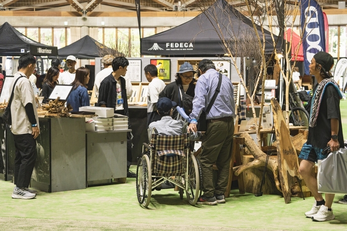 知らないメーカーに出会う場