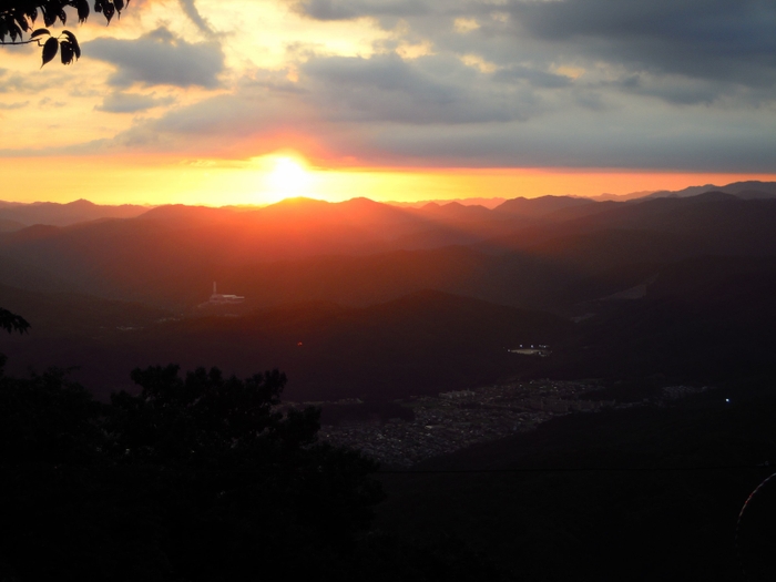 ケーブル比叡駅の夕暮れ