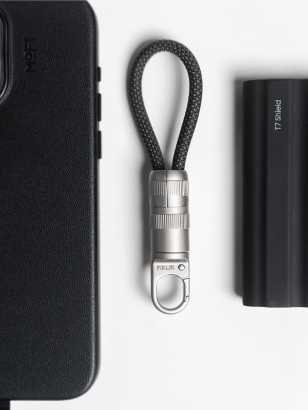 カバンの中でも絡まない