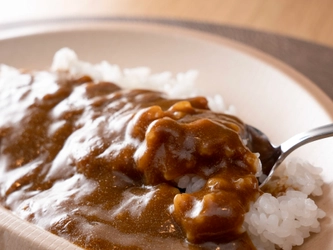 スーパーホテルが健康やデトックスをテーマとした 「健康増進カレー」を6月21日に朝食ビュッフェにて提供開始