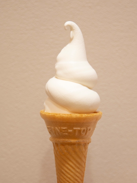 牛乳屋さんのソフトクリーム 250円(税込)
