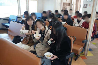 にゅうめん(煮麺)を調理・提供(3)