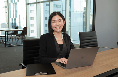 中崎杏美社長