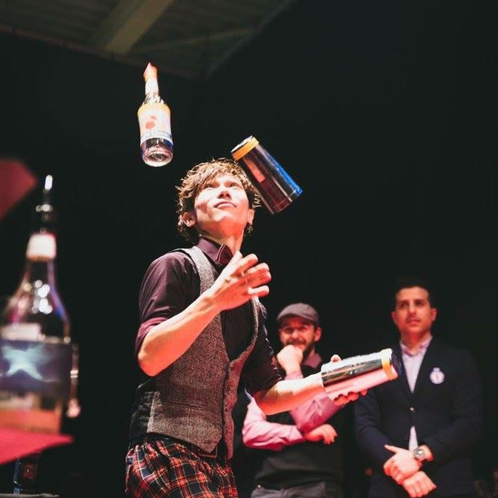 12月8日限定開催!フレアカクテルショー