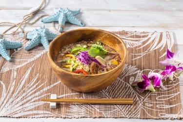 インバウンド対応にも！ハワイ発「Peace Cafe Hawaii」 ヴィーガン100％ラーメン含む7商品が日本で流通開始