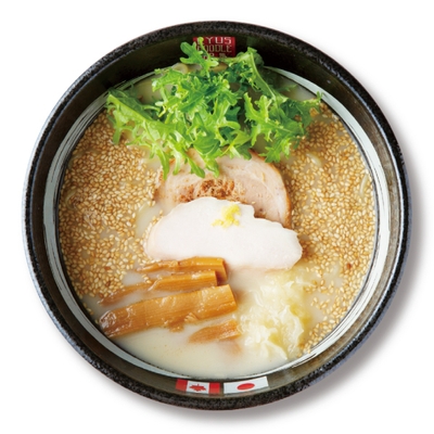 シグニチャーメニュー「RYUS鶏白湯ラーメン」