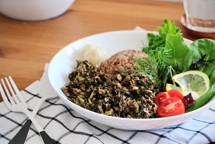 大豆ミートとひじきのドライカレー