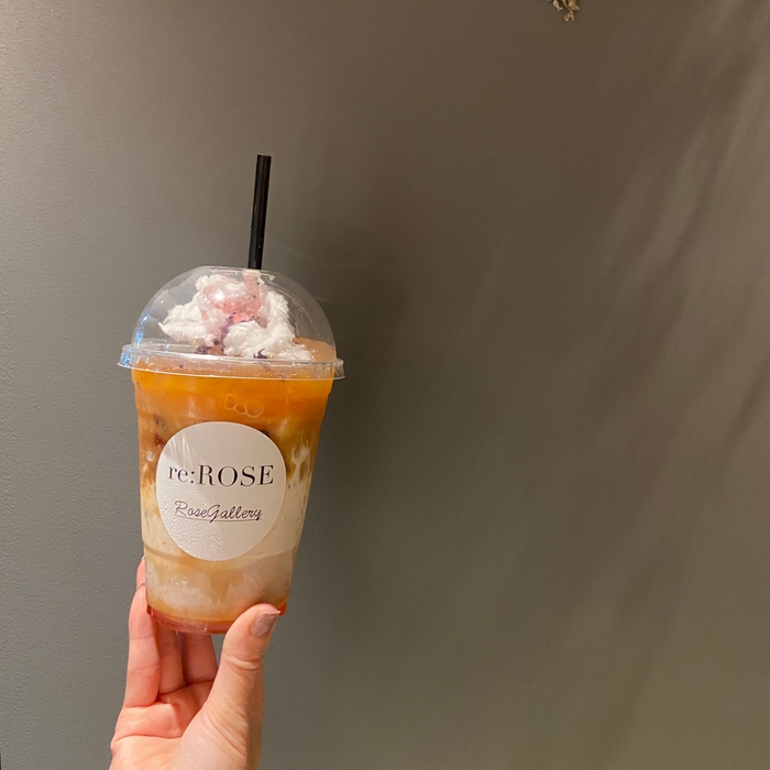 新スイーツ fROSEnも大人気!