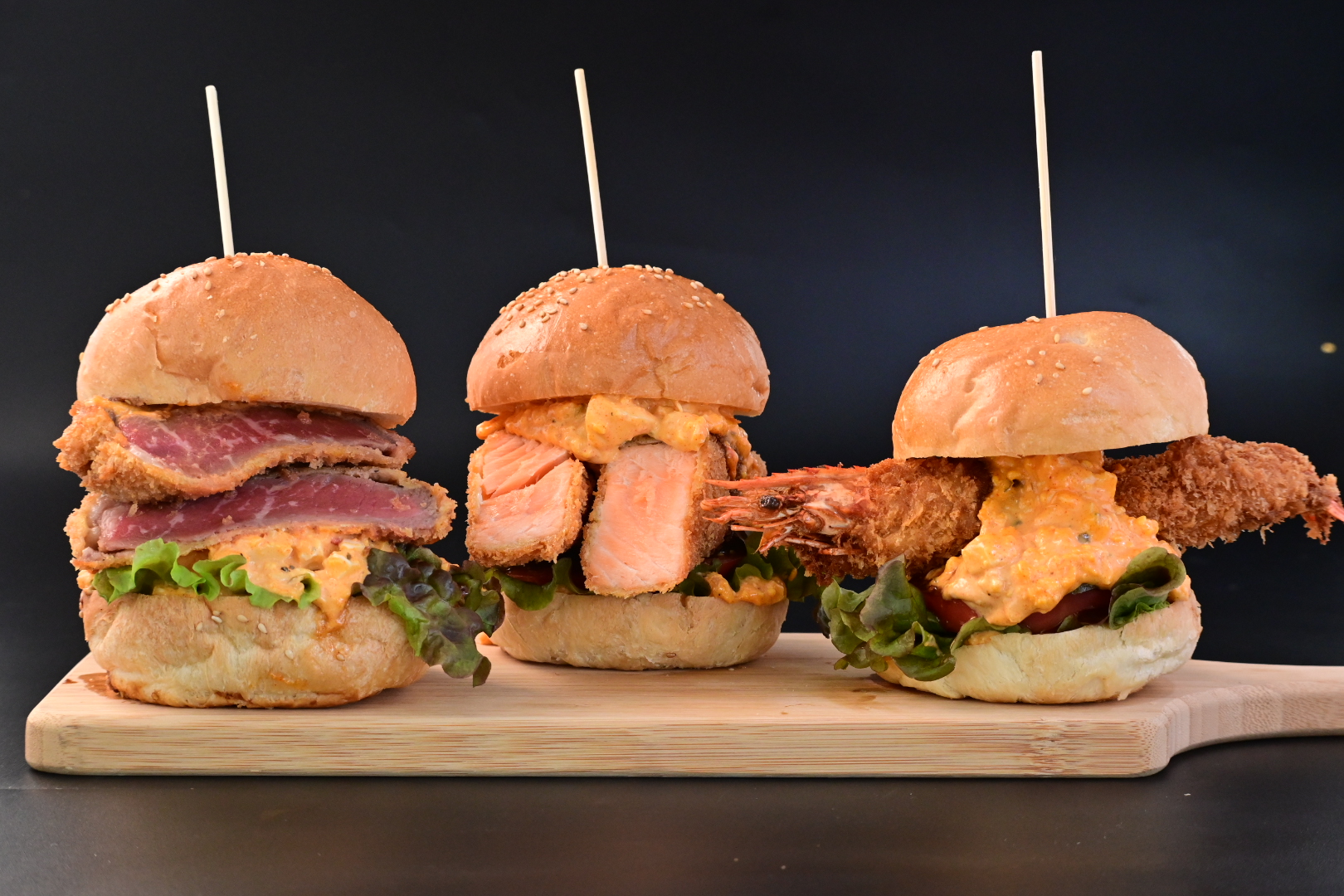 シーフードダイナー&カフェ「miele the DINER」 冬季限定メニューを12月1日より提供開始 超ド迫力!ビーフカツレツバーガーなど全5種の新メニュー登場!