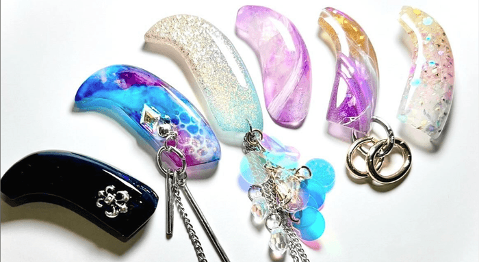 ネイルの技術を応用した高品質のデザインを施すことが可能。