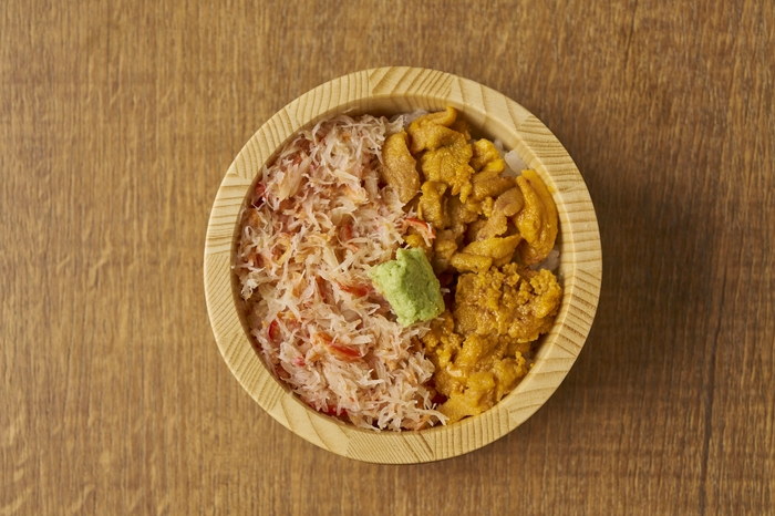 うにカニ贅沢ミニ桶丼