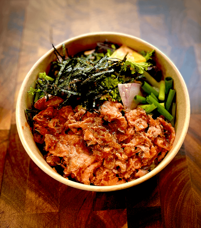 一番人気!MIXローストビーフのライスボウル