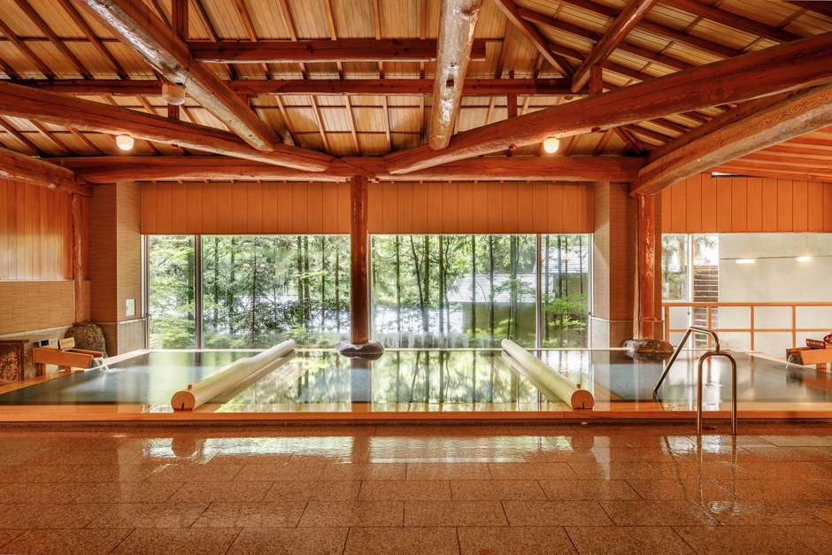 ゆづくしSalon一の坊では、大浴場のカランやシャワー、お部屋の洗面台などへの給湯に活用