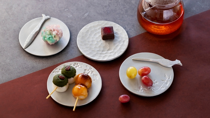 KAMAHACHIスイーツプレートと菓子切り