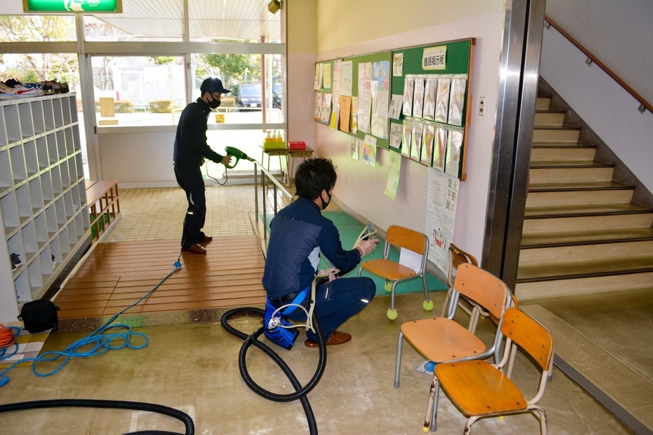 光のいらない、触媒。施工場所を選びません