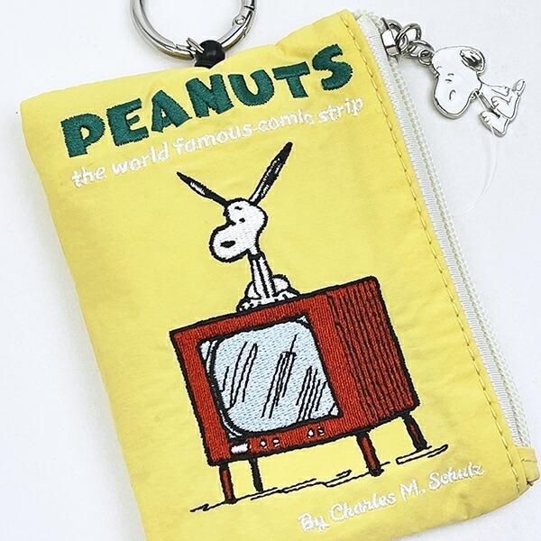 スヌーピーのパスポーチ