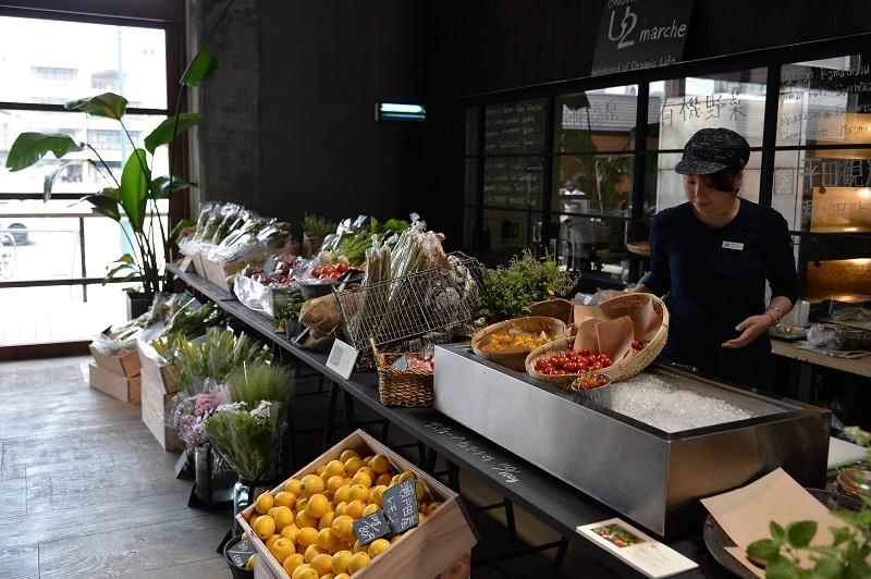 ONOMICHI U2 メインエントランスにて開催