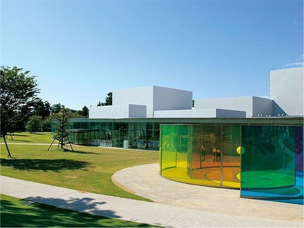 6位 金沢21世紀美術館<石川県金沢市>