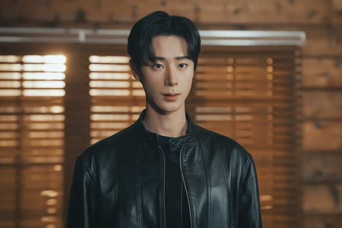 キム･スヒョン役（チャ･ジョンウ）