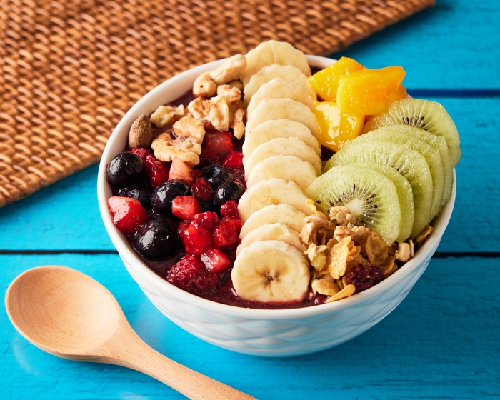 超豪華!!フルーツ全種盛りの贅沢アサイーボウル