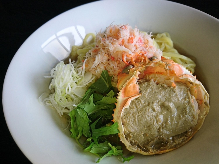 カニ塩冷やしラーメン(アップ)