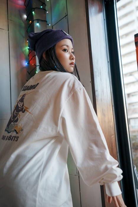 Long sleeve T-shirt〈Model Shot2〉