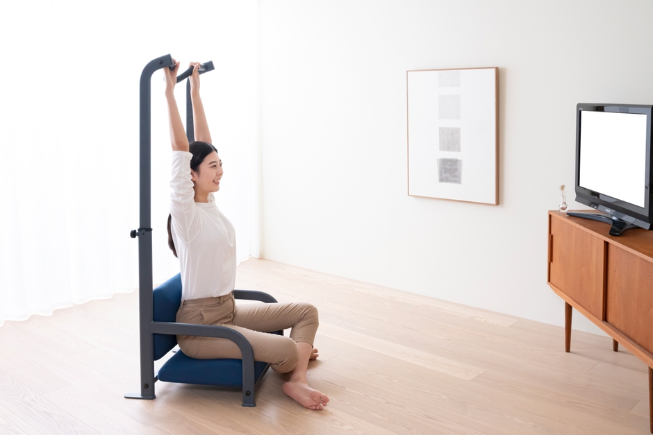 TVを見ながらストレッチ