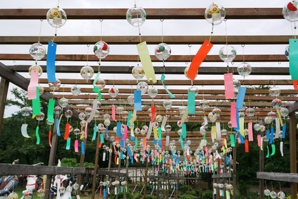 約200mの風鈴のトンネル