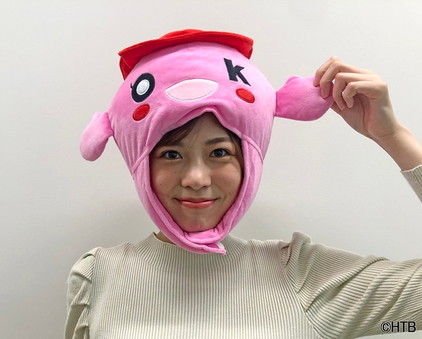 okちゃん DX CAP_田口彩夏アナ(C)HTB