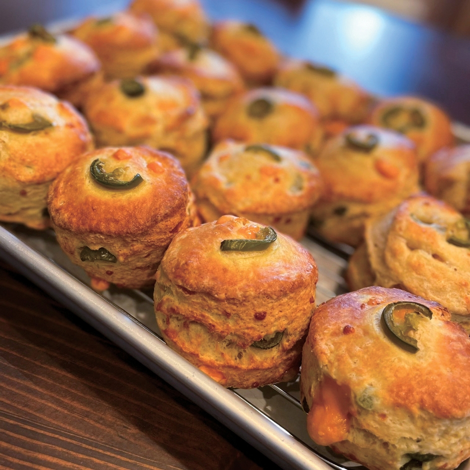 【LITTLE SPICE THE CAFE ミライ】たっぷりチェダーチーズ＆ハラペーニョ スコーン