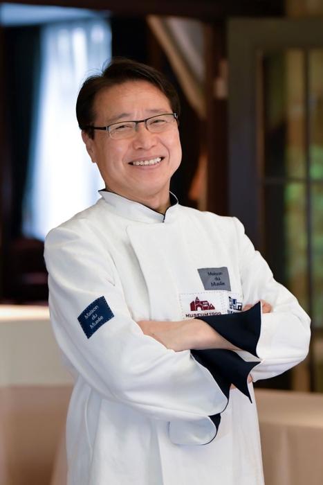 塚田 茂樹氏