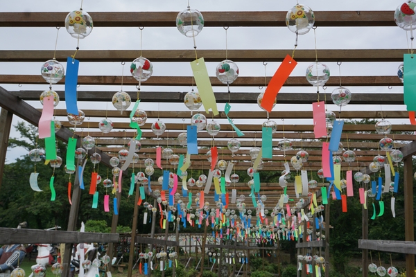 約200mの風鈴のトンネル