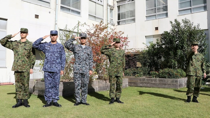 さまざまなミッションを実行して_2